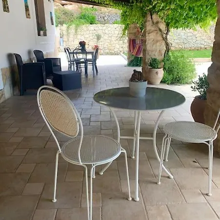 Villa Lenzo Ferla