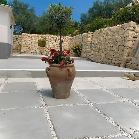 Вилла Lenzo *